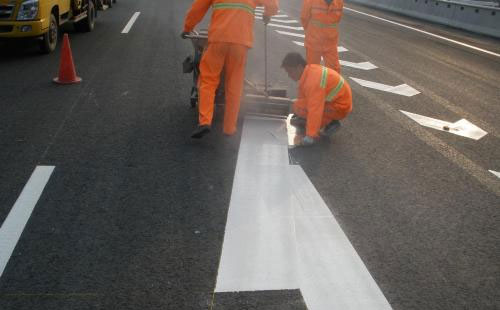 轮台丙烯酸标线涂料