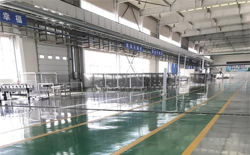 明日大雪：梦得来化工为您打造温暖而坚固的轮台环氧地坪